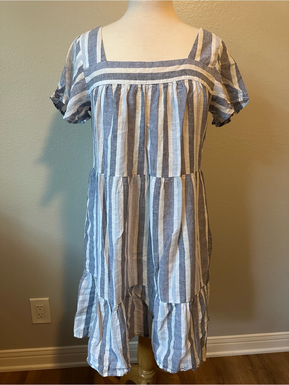 beachlunchlounge Blue and White Striped Square-Neck Tiered Dress